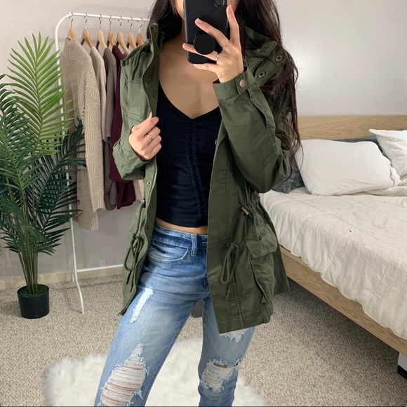 π Lizzy - Olive Green Utility Jacket - Picture 2 of 6